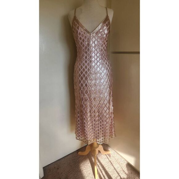 SHO pale rose gold sequin Slip DressV Neck, Spaghetti straps, diamond pattern, - Picture 3 of 10